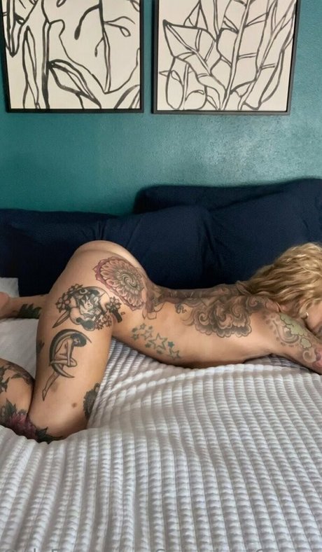 Foto di nudo di fuga di OnlyFans di Suburban Gypsy