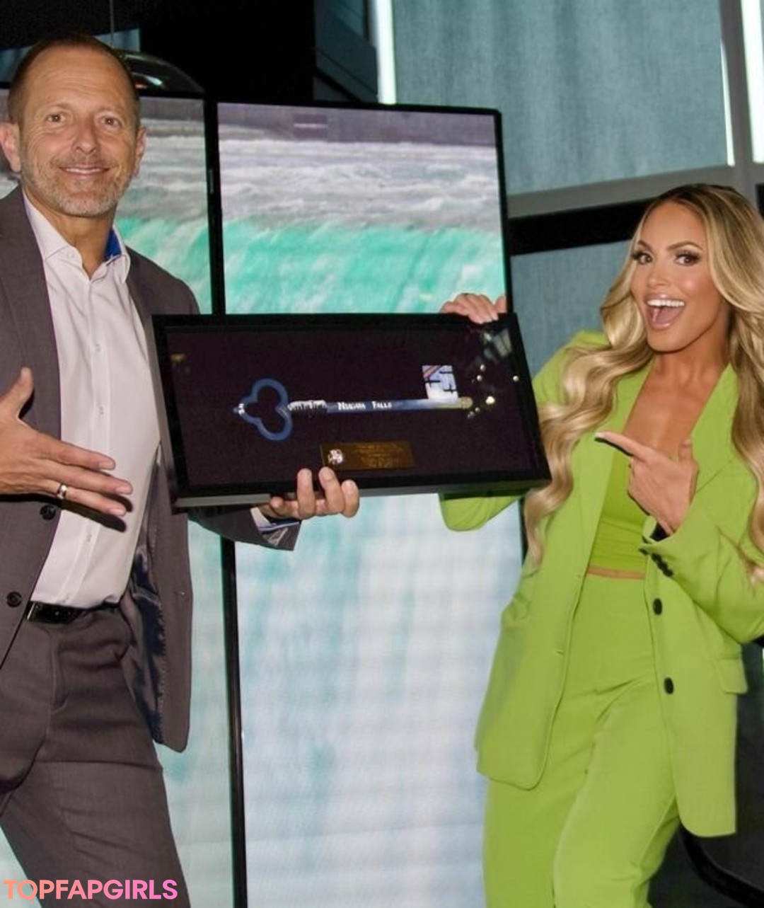 Foto di nudo di fuga di OnlyFans di Trish Stratus #1010