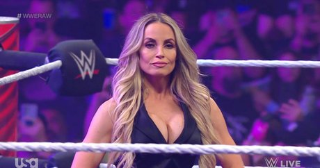 Trish Stratus
