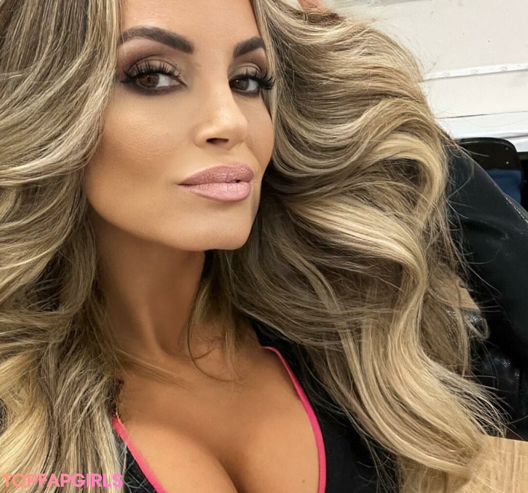 Foto di nudo di fuga di OnlyFans di Trish Stratus #1055