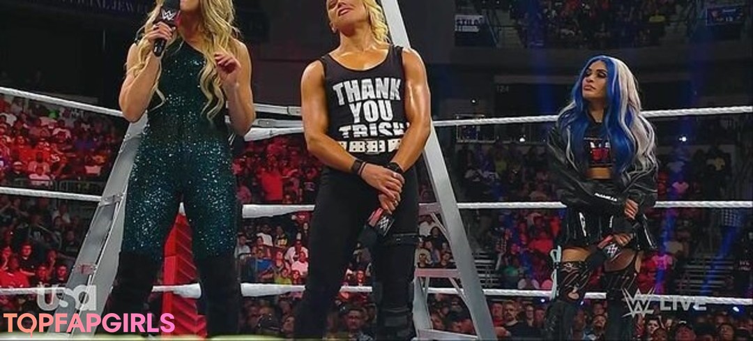 Foto di nudo di fuga di OnlyFans di Trish Stratus #1095