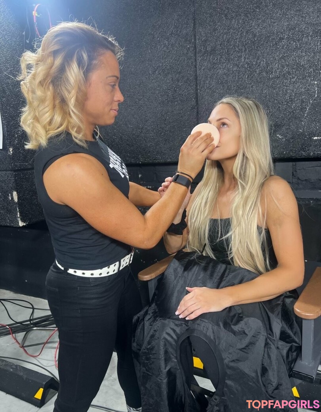 Foto di nudo di fuga di OnlyFans di Trish Stratus #1111