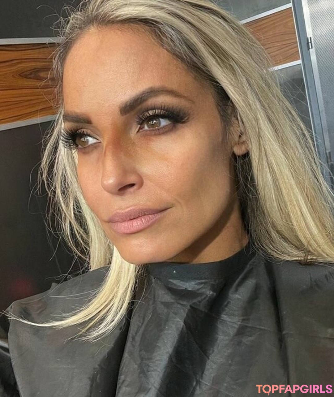 Foto di nudo di fuga di OnlyFans di Trish Stratus #1125