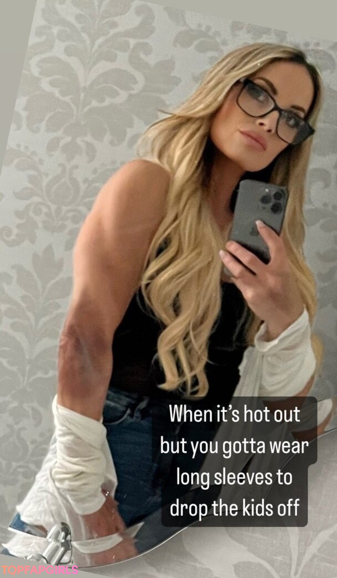 Foto di nudo di fuga di OnlyFans di Trish Stratus #1207