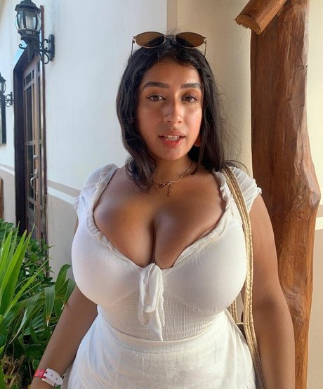 Foto di nudo di fuga di OnlyFans di Baelib