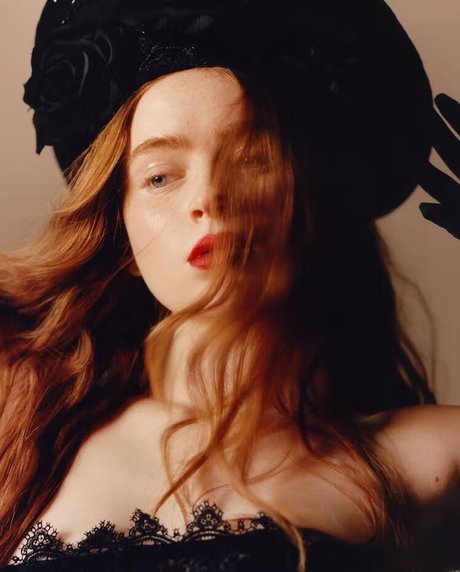 Foto di nudo di fuga di OnlyFans di Sadie Sink
