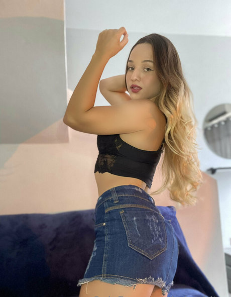 Miawhitez