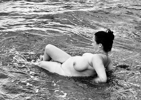 BoobStruggle