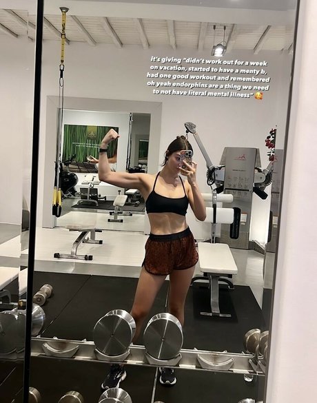 Kira Kosarin