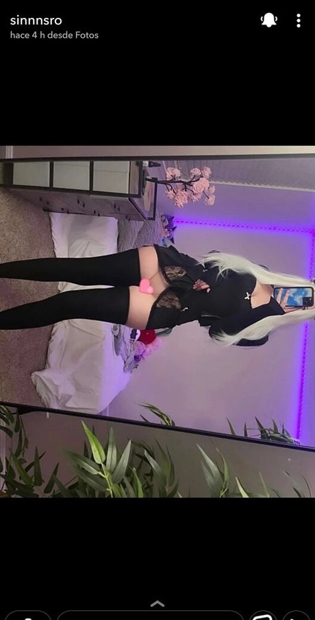 Foto di nudo di fuga di OnlyFans di Sinnnsro