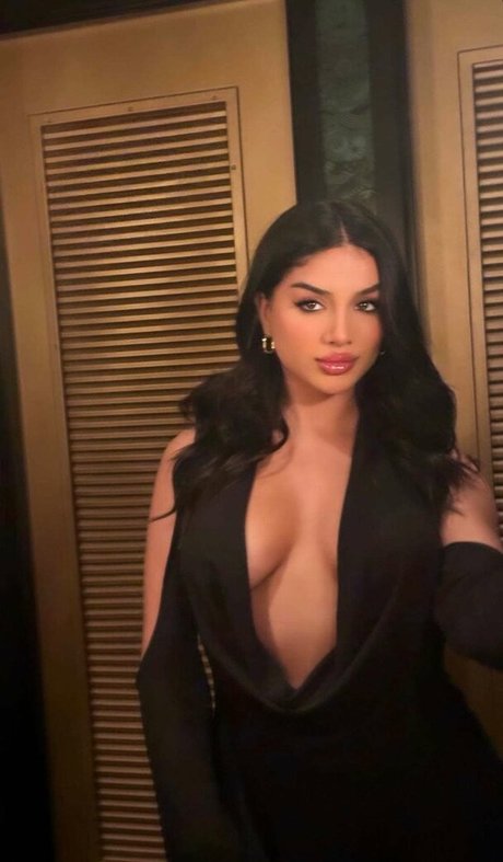 Foto di nudo di fuga di OnlyFans di Alishba Sheikh