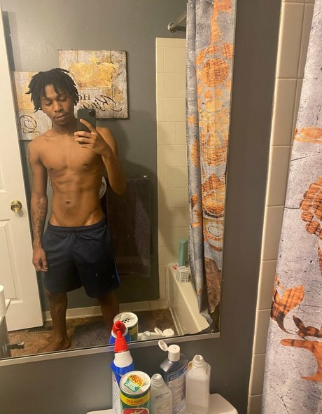 Foto di nudo di fuga di OnlyFans di Teemurda