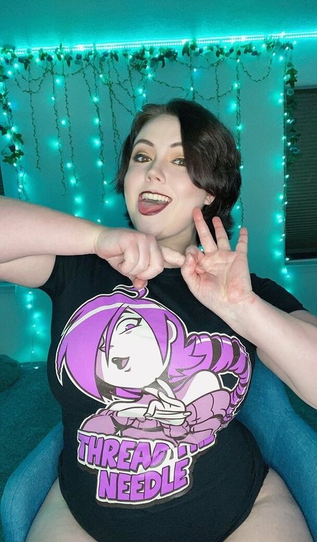 Vixenshelbyfree