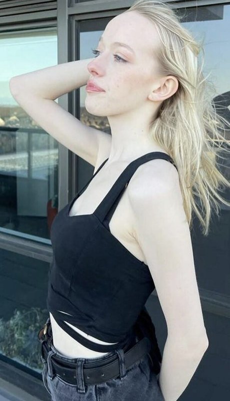 Foto di nudo di fuga di OnlyFans di Amybeth Mcnulty