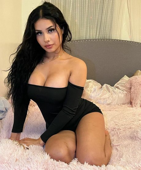 Foto di nudo di fuga di OnlyFans di Xostarluv