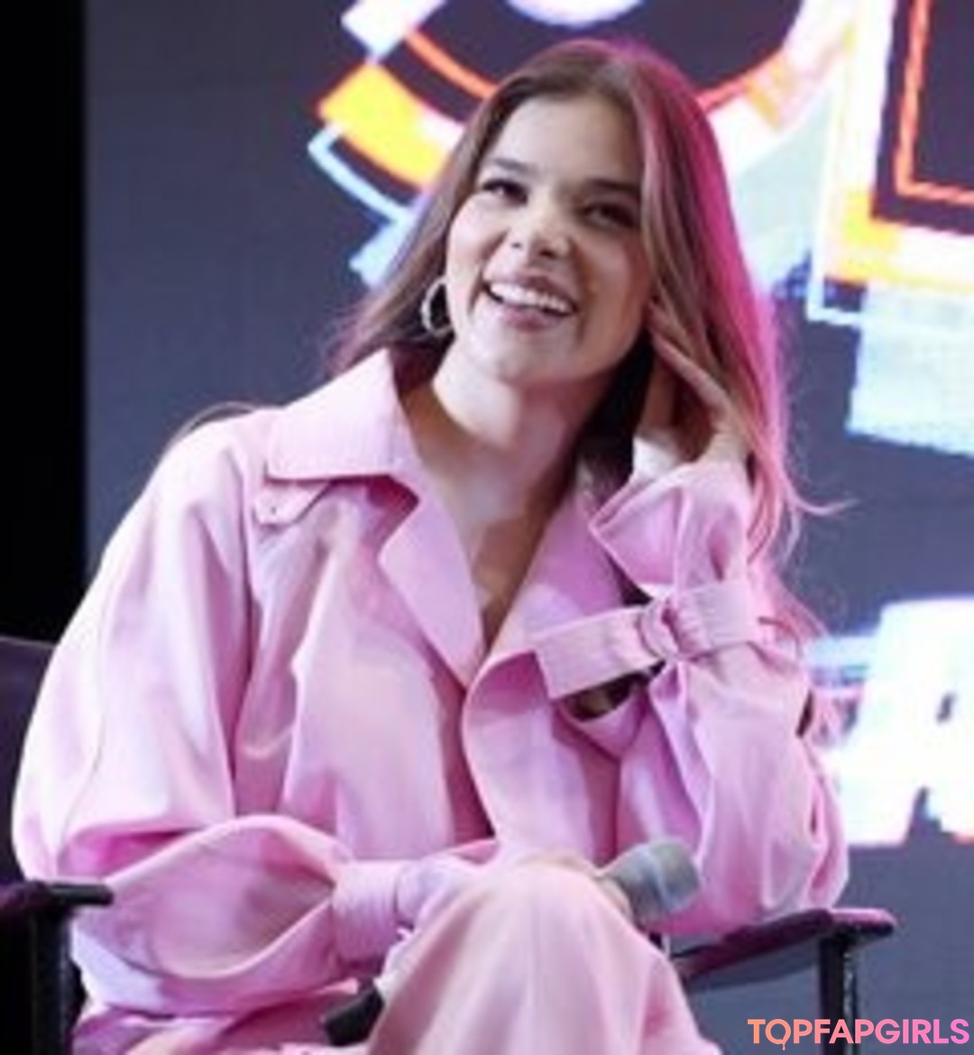 Foto di nudo di fuga di OnlyFans di Hailee Steinfeld #1012