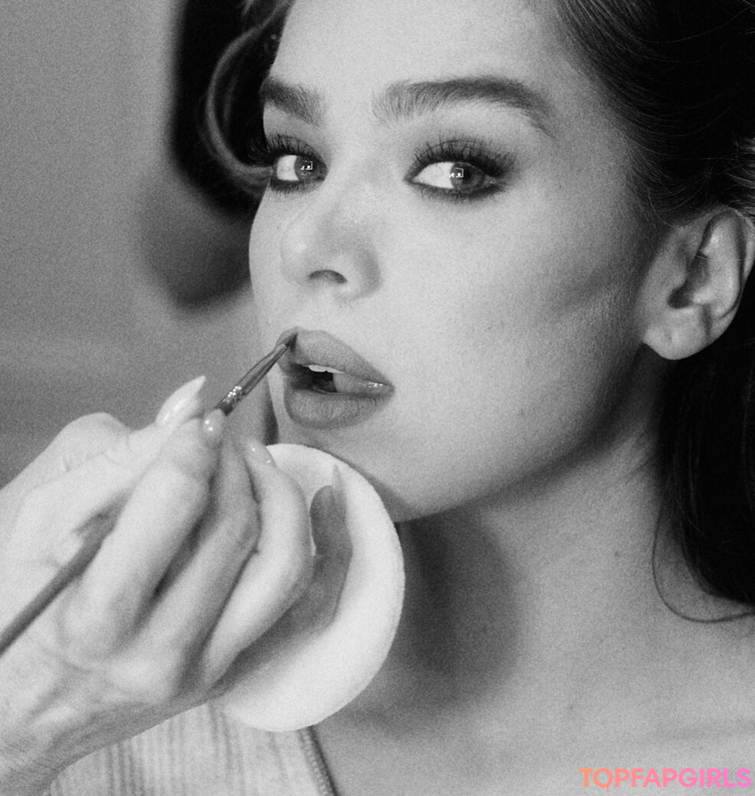 Foto di nudo di fuga di OnlyFans di Hailee Steinfeld #1152