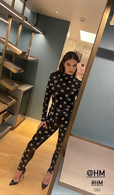 Foto di nudo di fuga di OnlyFans di Hailee Steinfeld
