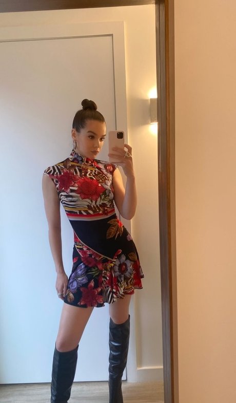 Hailee Steinfeld