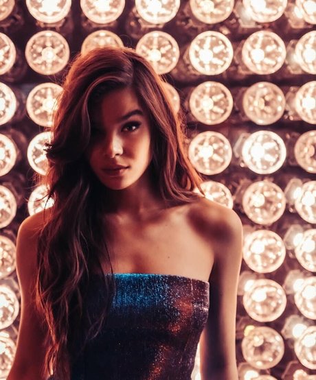 Hailee Steinfeld