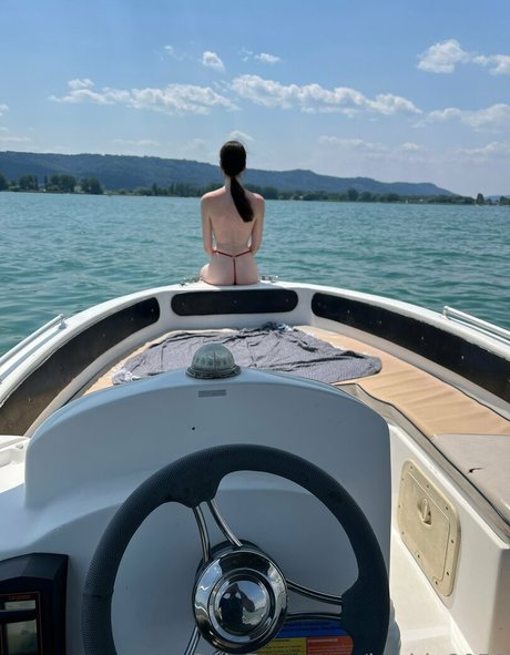 Foto di nudo di fuga di OnlyFans di Barbie8050