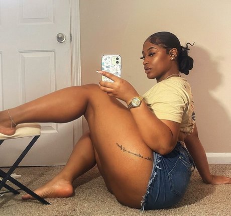 Foto di nudo di fuga di OnlyFans di Muva Dior