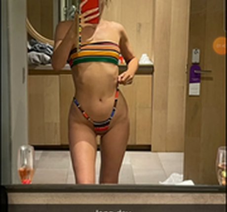 Alissa Violet
