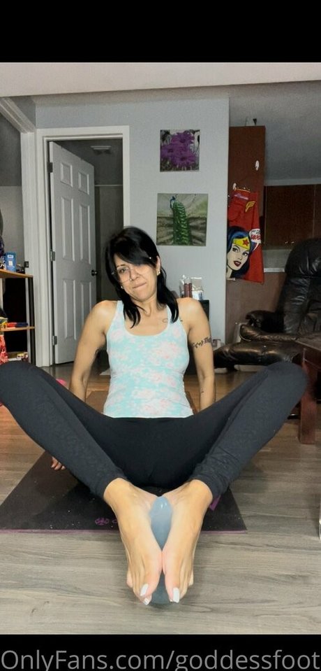 Foto di nudo di fuga di OnlyFans di Goddessfootlove