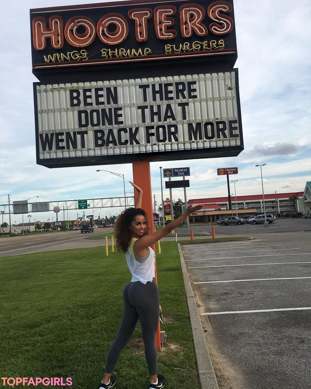 Foto di nudo di fuga di OnlyFans di Brittany Renner #1224