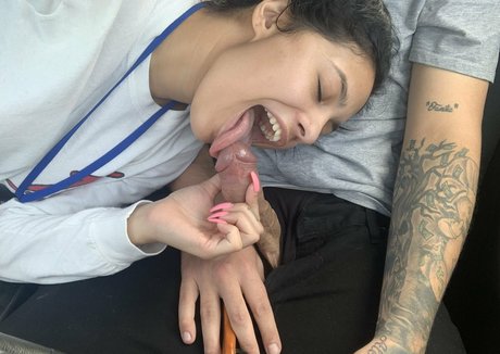 Foto di nudo di fuga di OnlyFans di Msserenasantos