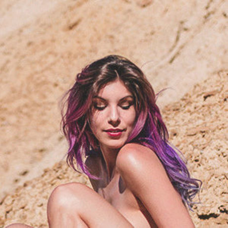 Foto di nudo di fuga di OnlyFans di Mari Moon