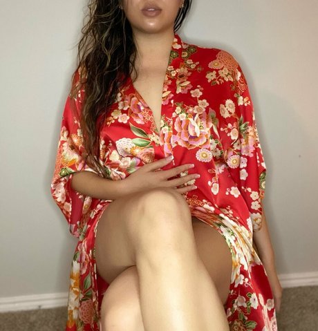 Foto di nudo di fuga di OnlyFans di Aiokilaci