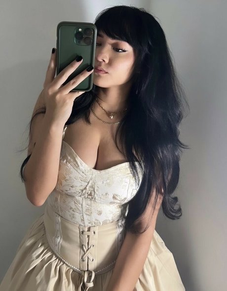 Foto di nudo di fuga di OnlyFans di Cinnabrit