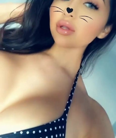 Foto di nudo di fuga di OnlyFans di Rosemary Jane