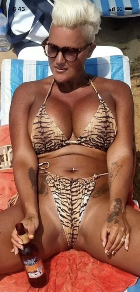 Foto di nudo di fuga di OnlyFans di Carro Oberg