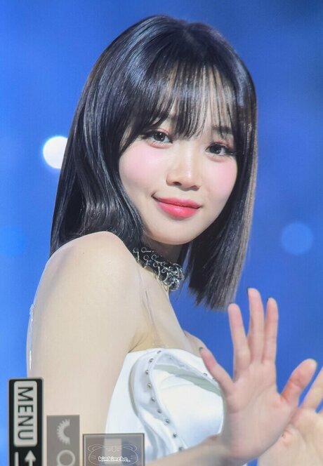 Kim Chaewon