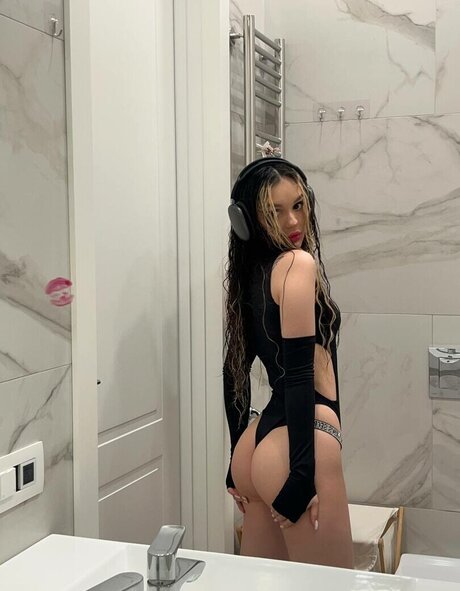 Foto di nudo di fuga di OnlyFans di Dgallavichh  Daryana
