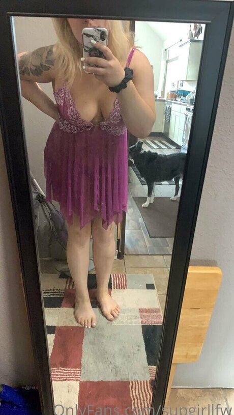 Foto di nudo di fuga di OnlyFans di Supgirllfw  Crystal Rose