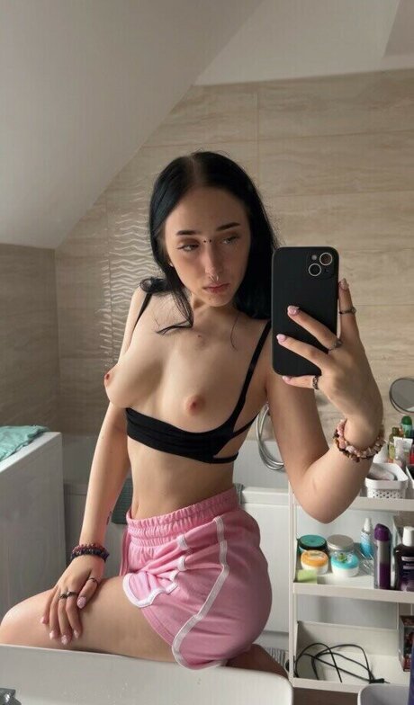 Foto di nudo di fuga di OnlyFans di Beres Petra