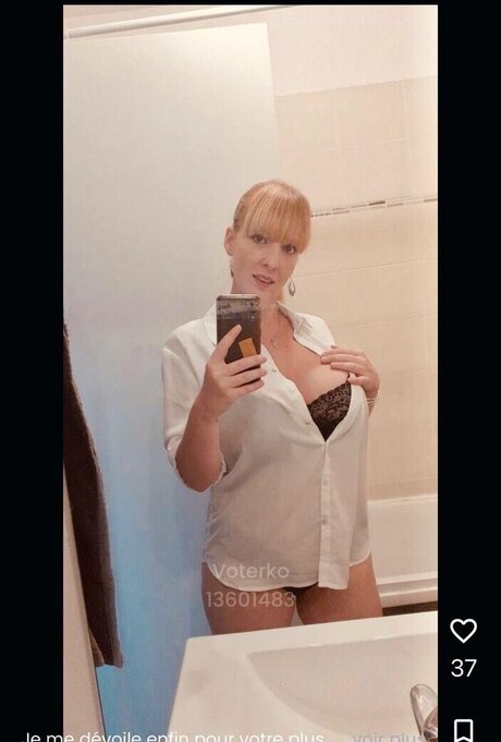 Foto di nudo di fuga di OnlyFans di Petitecoco