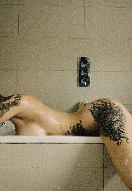 Foto di nudo di fuga di OnlyFans di Shaihulud