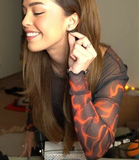 Valkyrae