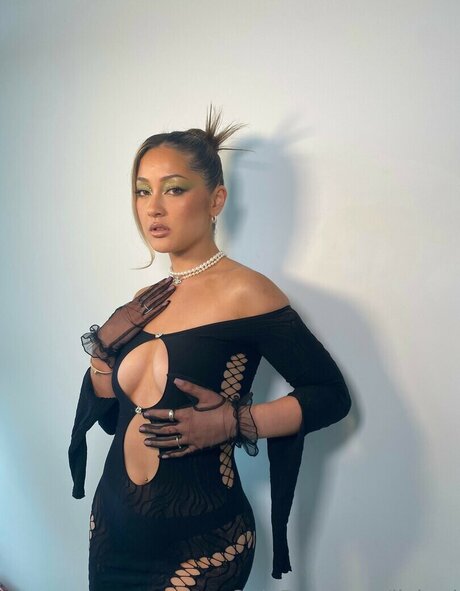 Foto di nudo di fuga di OnlyFans di Ellie Zalar