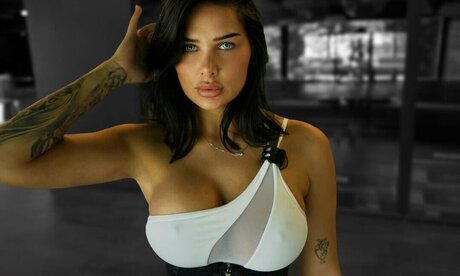 Foto di nudo di fuga di OnlyFans di Lillyshka Berger