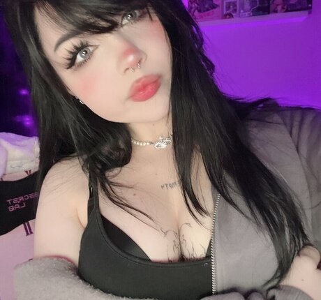 Foto di nudo di fuga di OnlyFans di Laurinchhhe