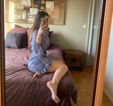Adrianafeetgirl