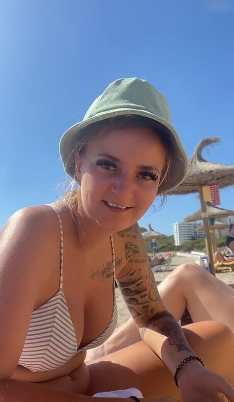 Foto di nudo di fuga di OnlyFans di Laberrhababer Sarah