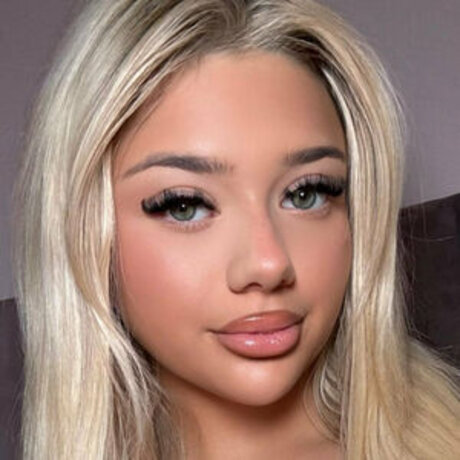 Foto di nudo di fuga di OnlyFans di Daisyrae18