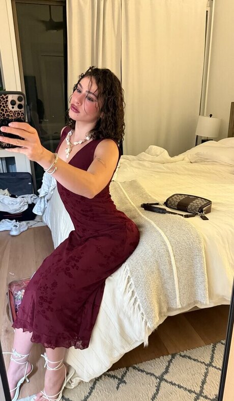Thelatgirl