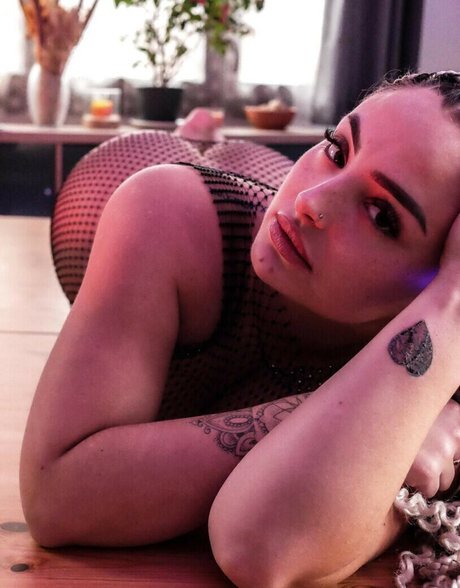 Foto di nudo di fuga di OnlyFans di Blanchesucre